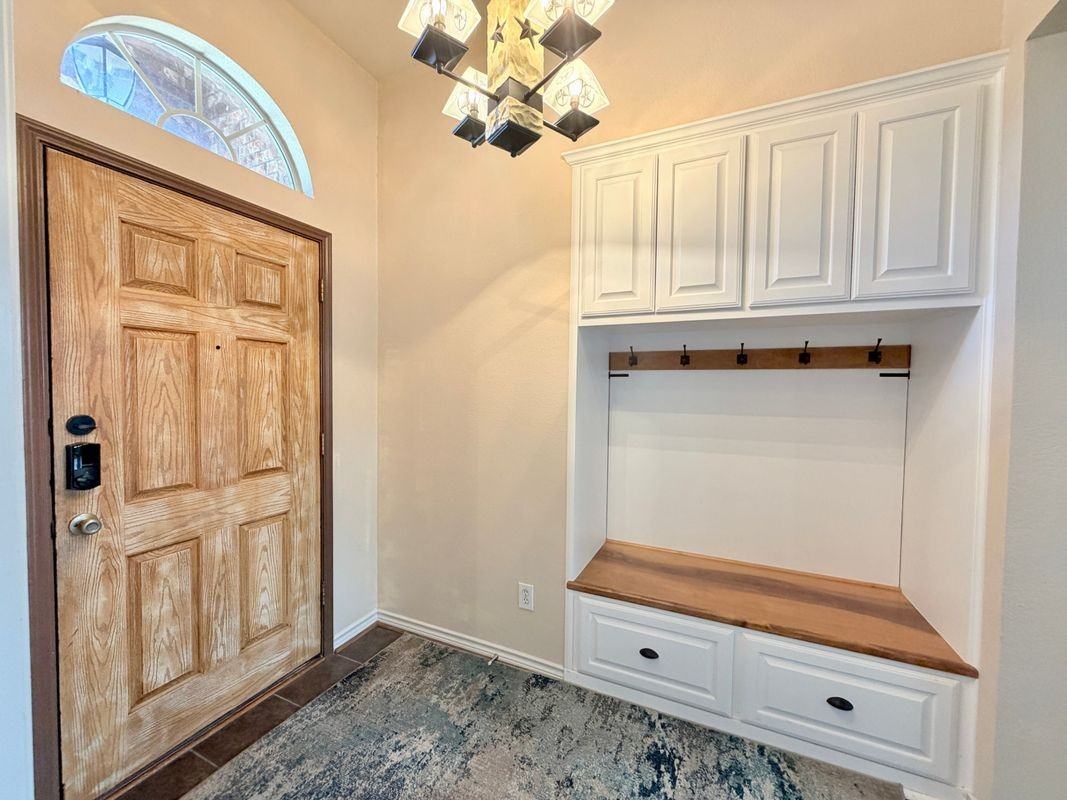 15760 Scenic Rd - Photo 2 of 18