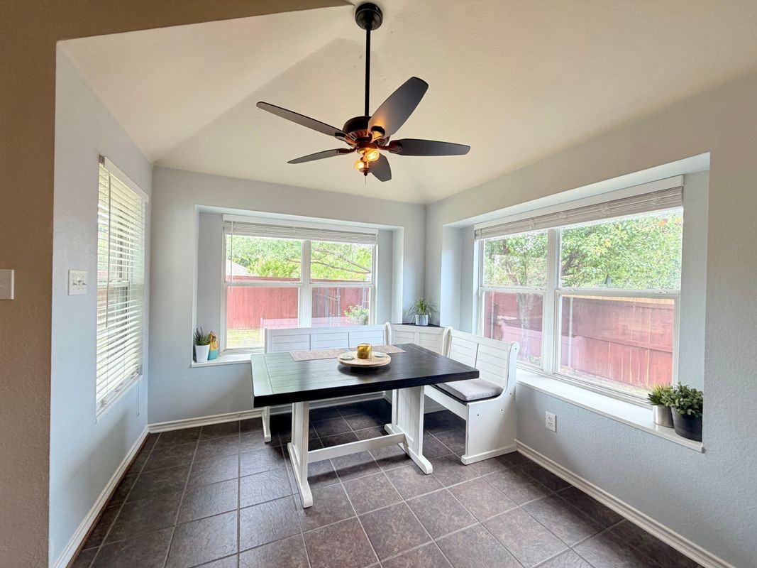15760 Scenic Rd - Photo 7 of 18