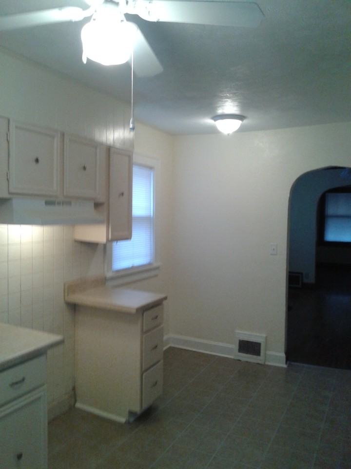 4443 Benton Blvd - Photo 7 of 9