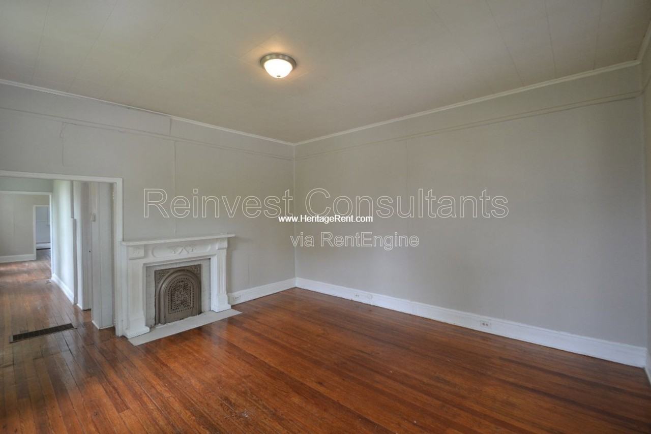 3321 Carlisle Ave - Photo 3 of 14