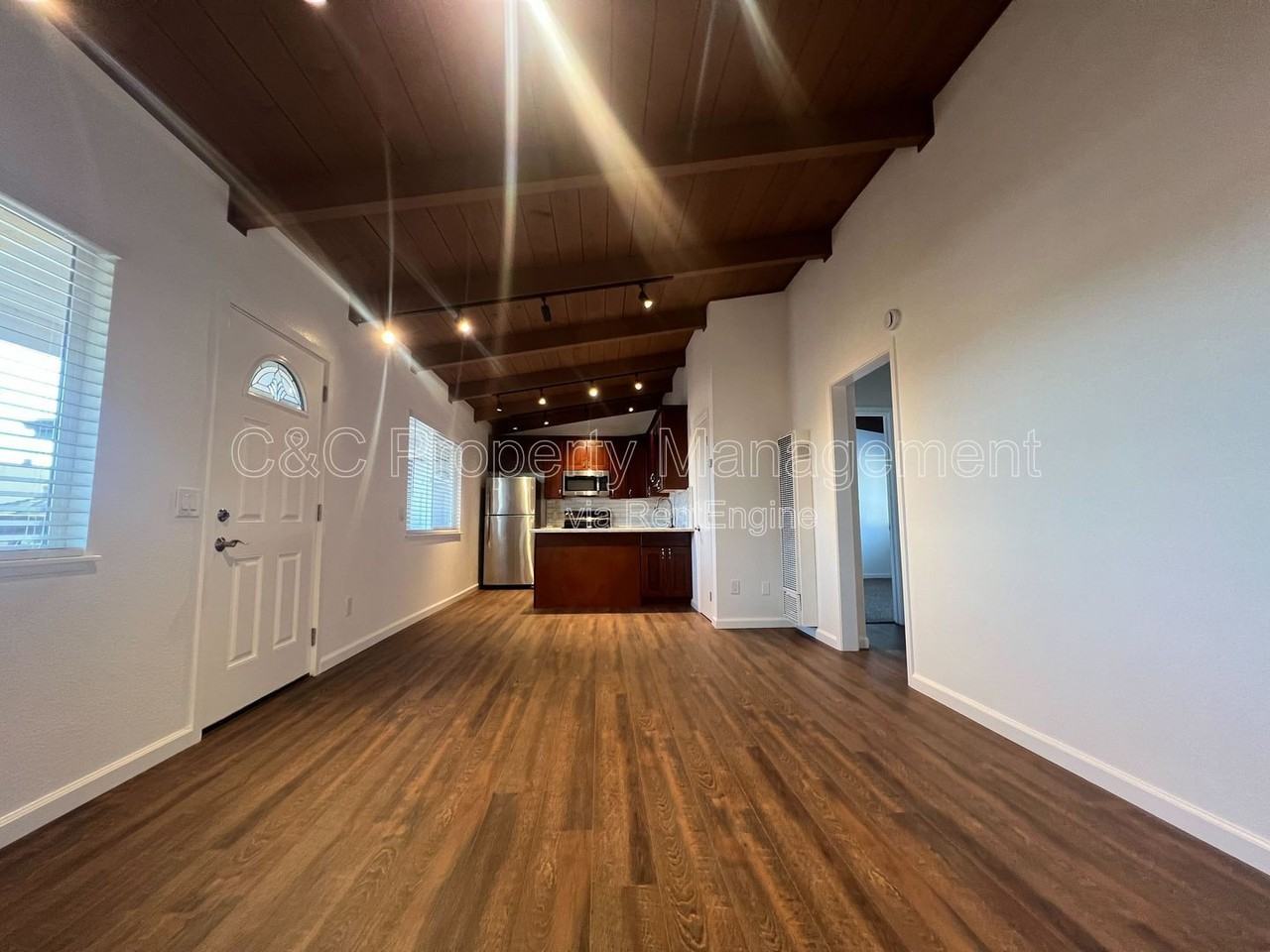 525 Madison St #G - Photo 2 of 10
