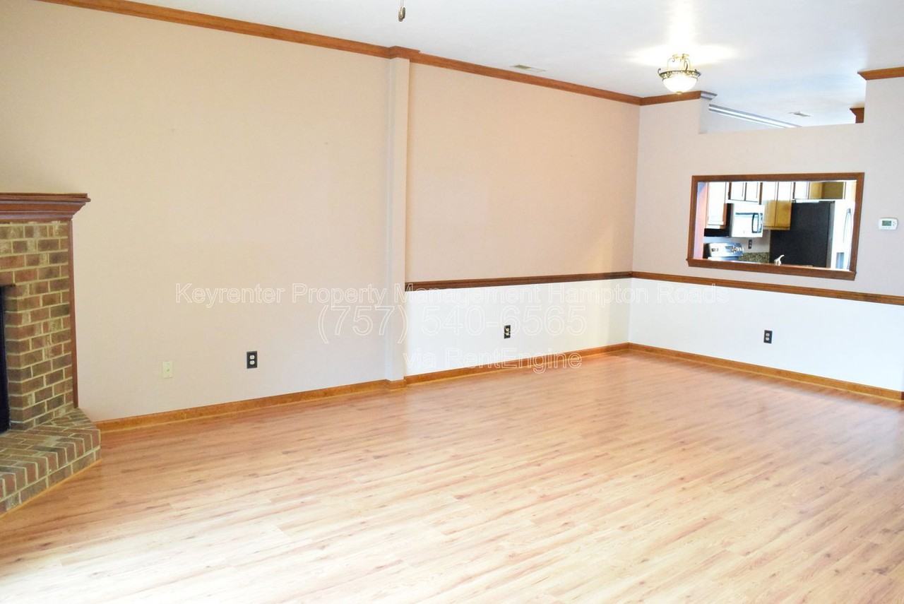 310 Cobb Island Ct - Photo 5 of 25