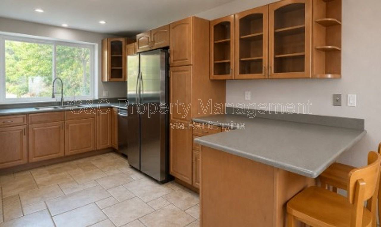 19010 Cliveden Ave