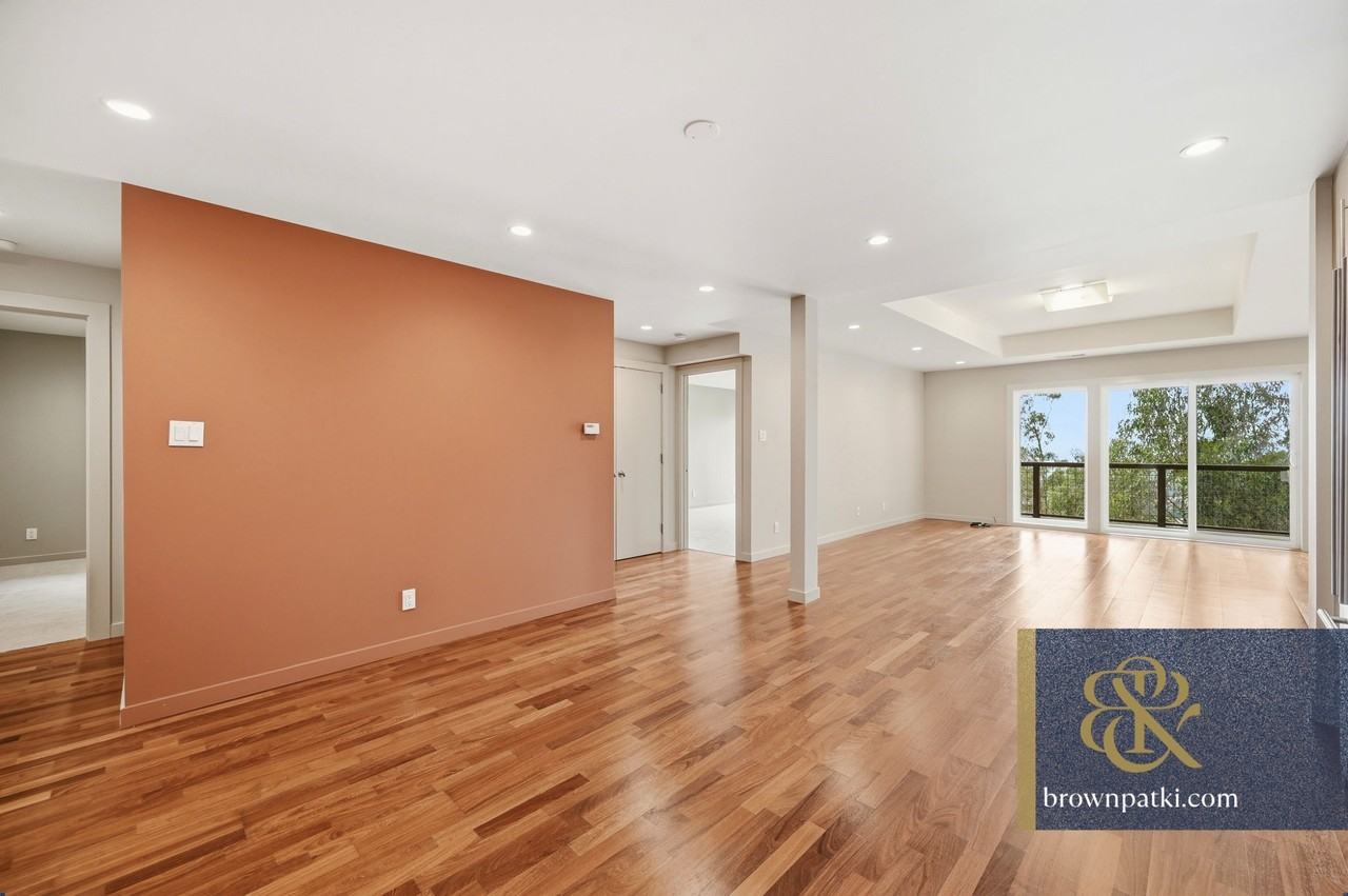 487 Crestmont Dr - Photo 4 of 21