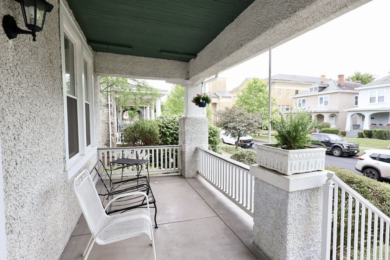 2721 Garland Ave - Photo 3 of 30