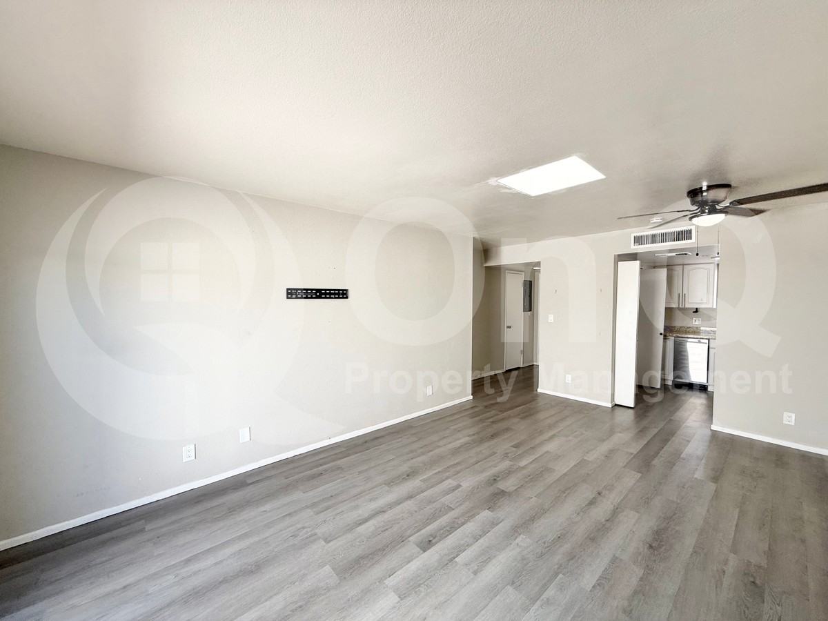 2415 N 71st St #A - Photo 4 of 15