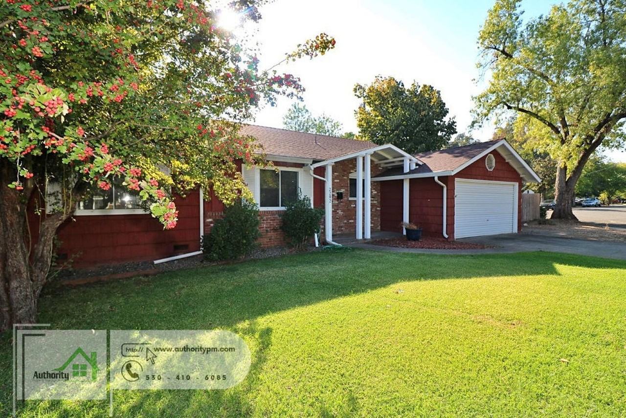 2202 Canal Dr - Photo 4 of 37