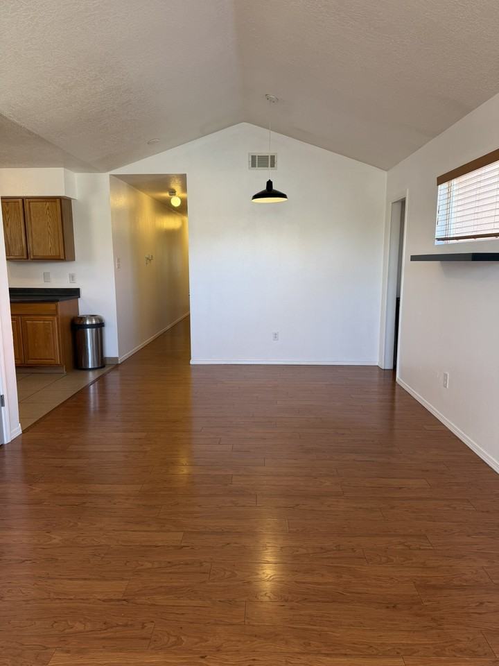 500 Constitution Ave Nw - Photo 5 of 33