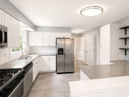 featured image of 6318 Avon St