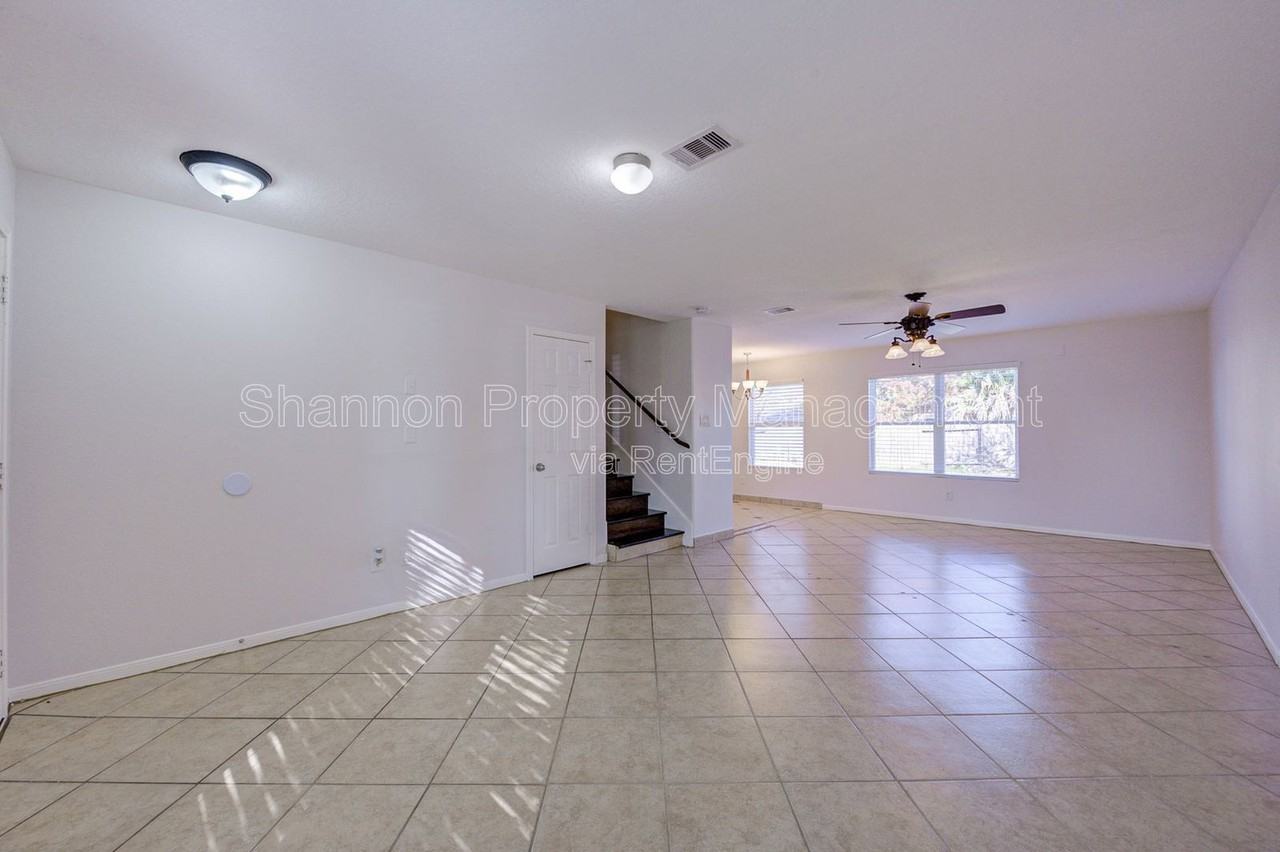 3118 Clipper Winds Way - Photo 4 of 23