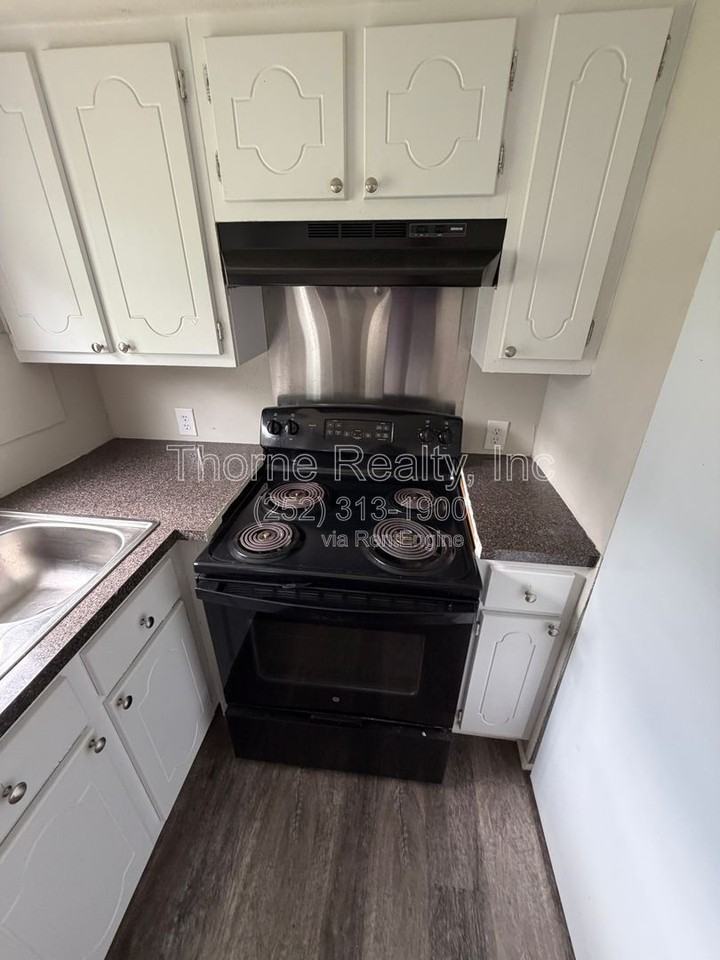 74 Clark St - Photo 5 of 17