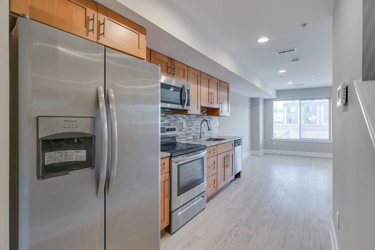 2522 Federal St #3 - Photo 2 of 30