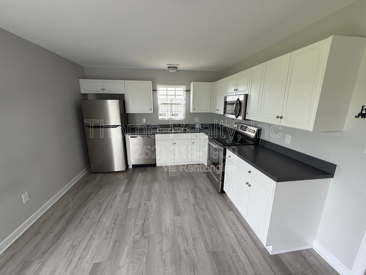 2411 Heath Ln - Photo 4 of 15