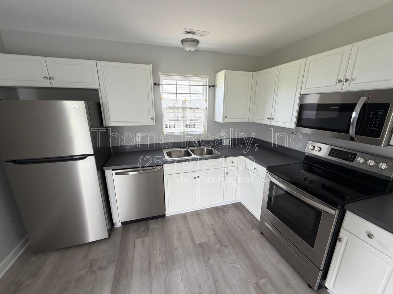 2411 Heath Ln - Photo 5 of 15