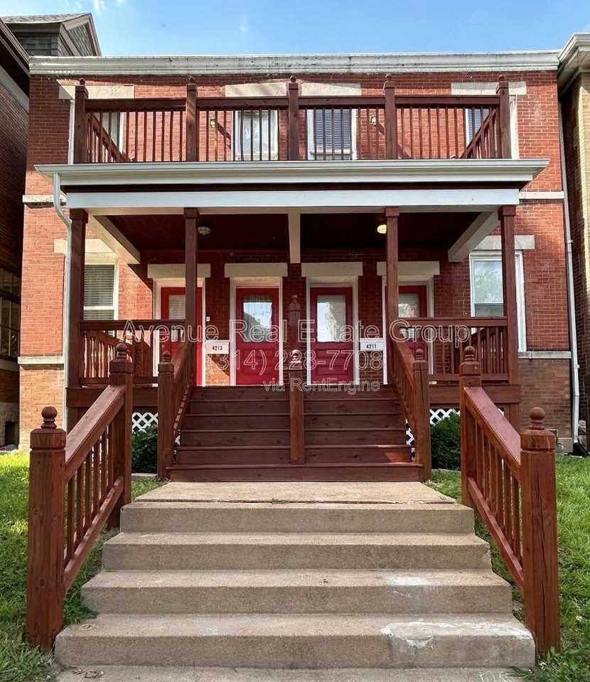 4211 Cleveland Ave