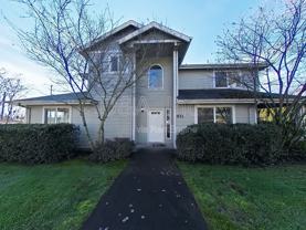 911 Nw Anjni Cir - Photo 1 of 1