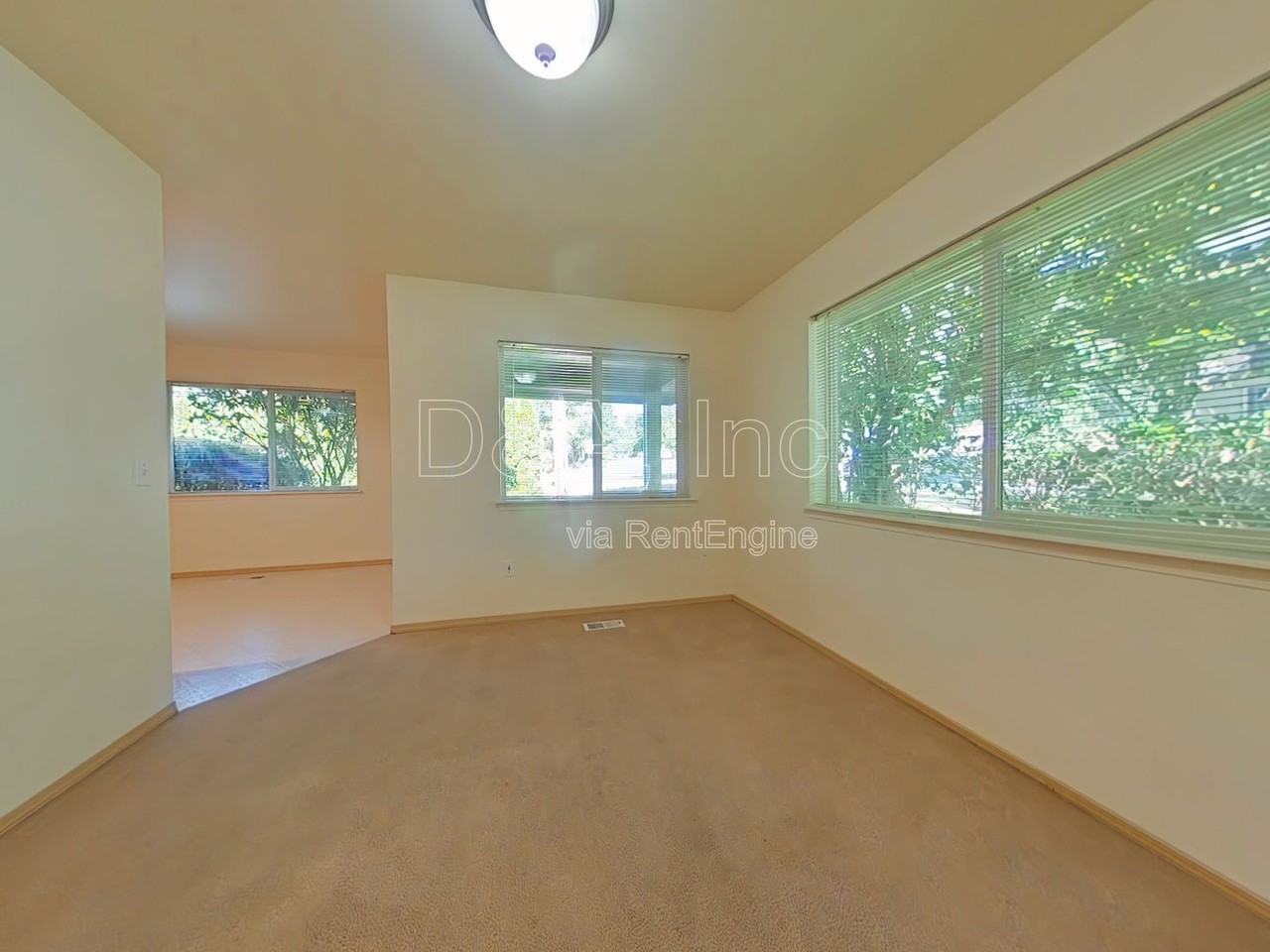 911 Nw Anjni Cir - Photo 2 of 20