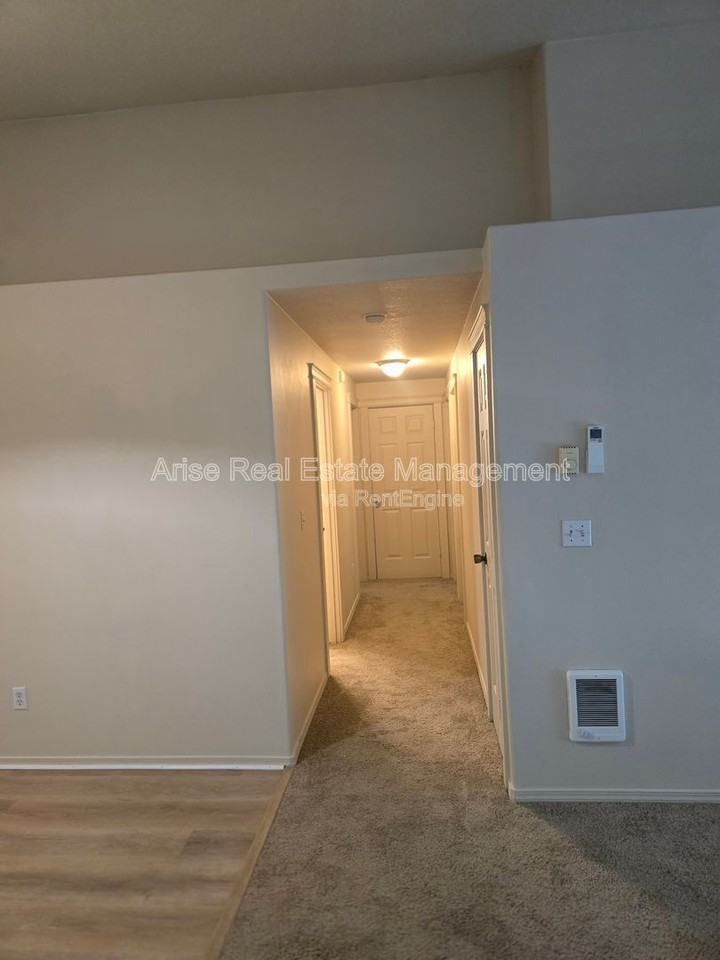 803 Se Kierra Pl - Photo 5 of 12