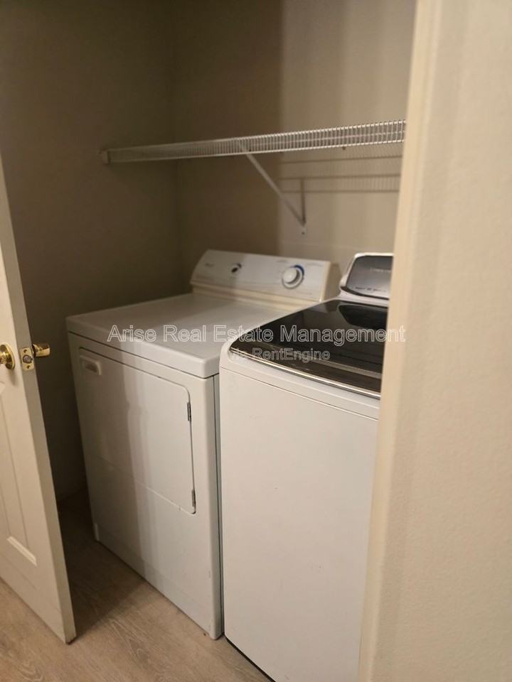 803 Se Kierra Pl - Photo 6 of 12