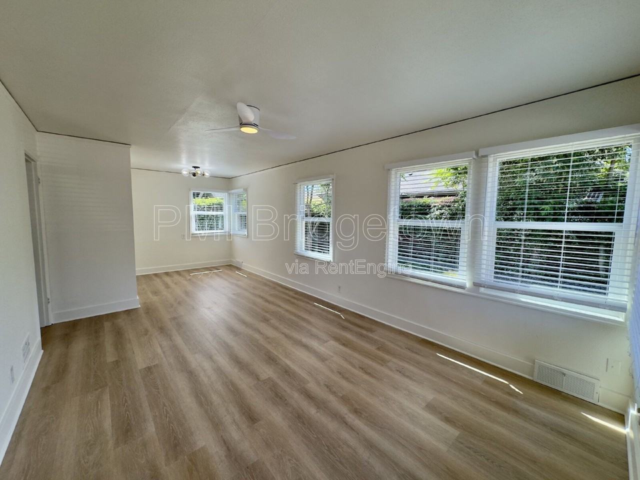 5420 Ne 13th Ave - Photo 3 of 17