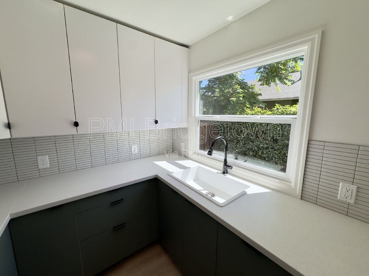 5420 Ne 13th Ave - Photo 7 of 17