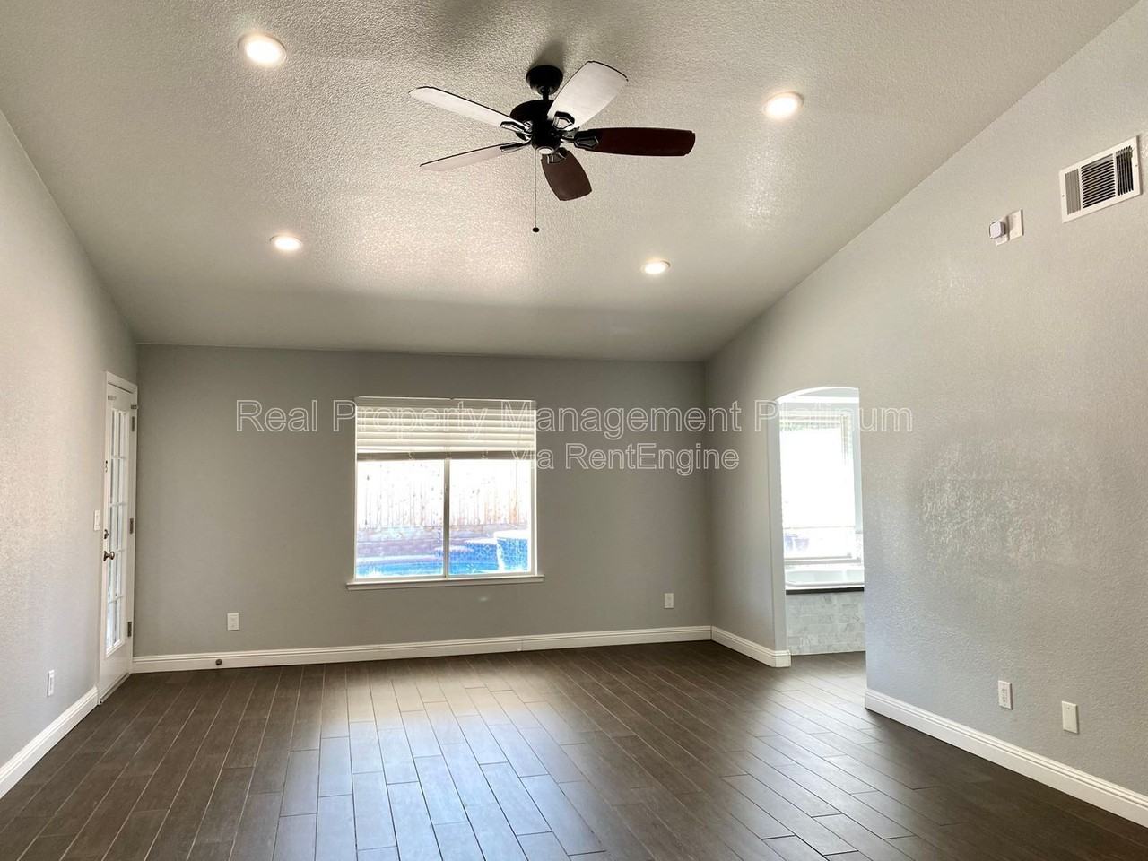 6509 N Vista Ave - Photo 4 of 19