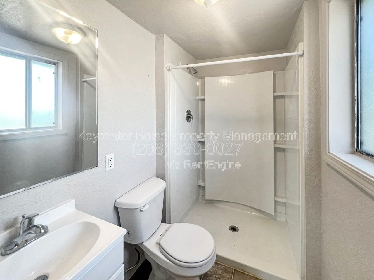 1819 Arthur St #C - Photo 5 of 9
