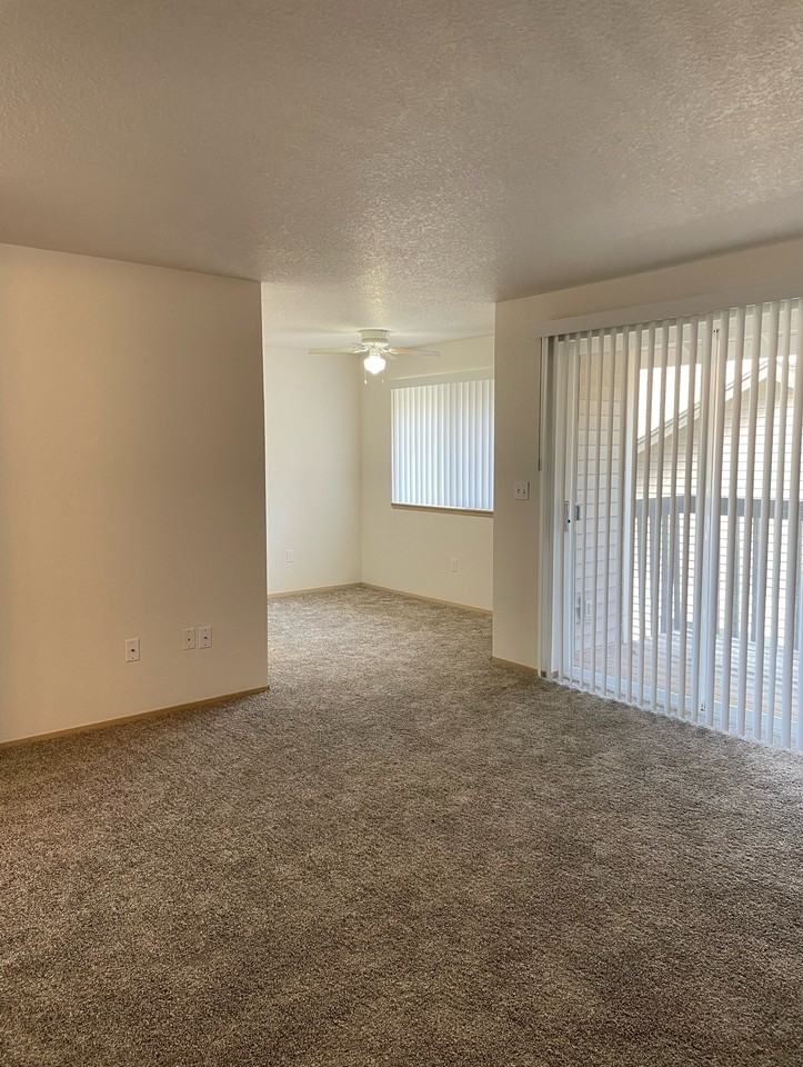 Parkmeadow Apartments - Photo 6 of 28