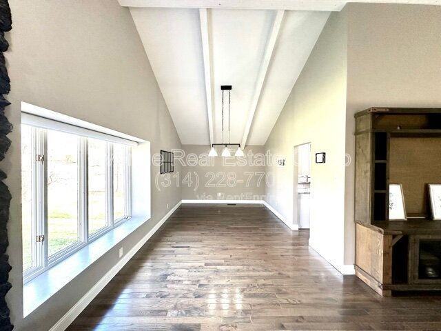 429 Staines Ct - Photo 6 of 22