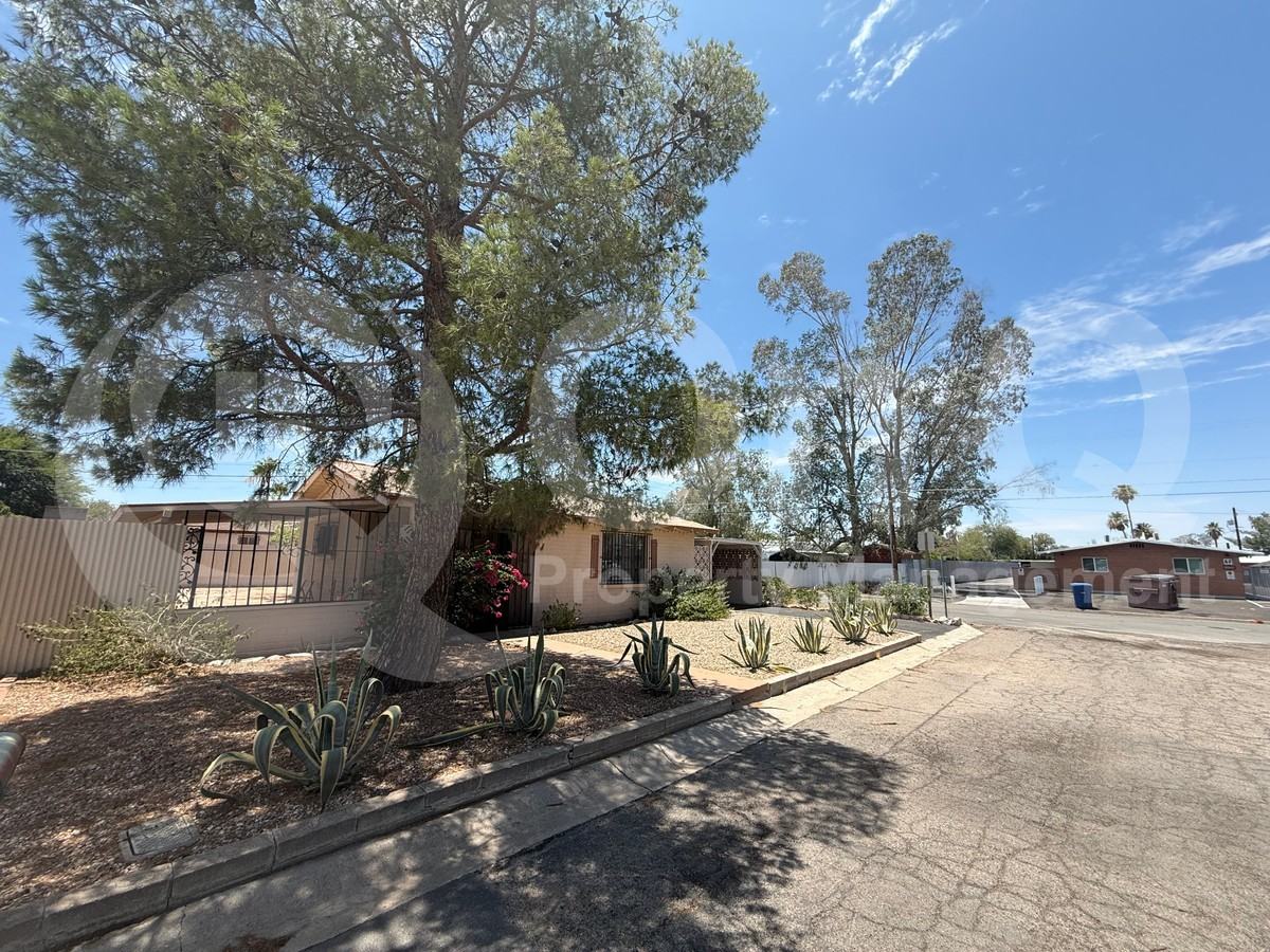 4602 E Calle Corta - Photo 2 of 17