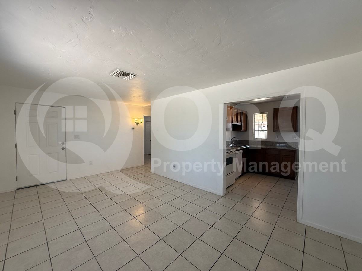 4602 E Calle Corta - Photo 6 of 17