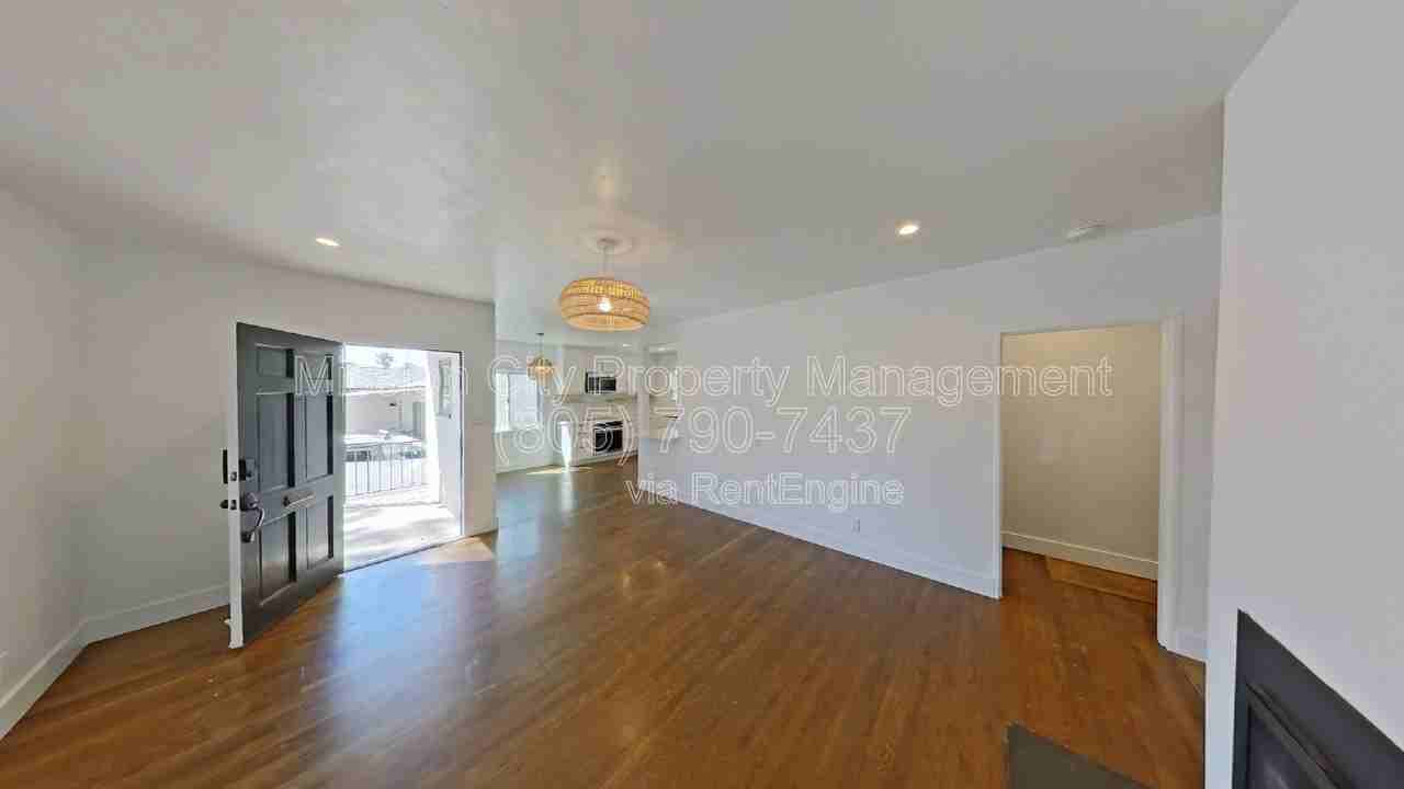 1514 Clearview Rd - Photo 4 of 17