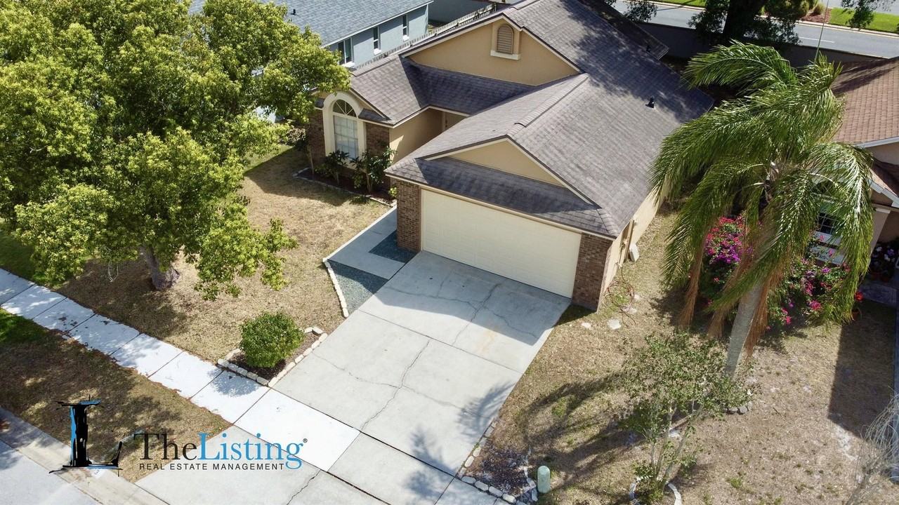 853 Heather Glen Cir - Photo 3 of 20