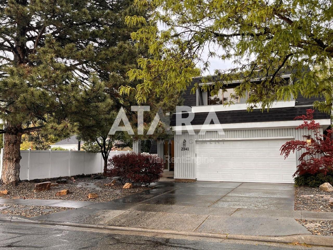 2141 S 2060 E - Photo 4 of 24