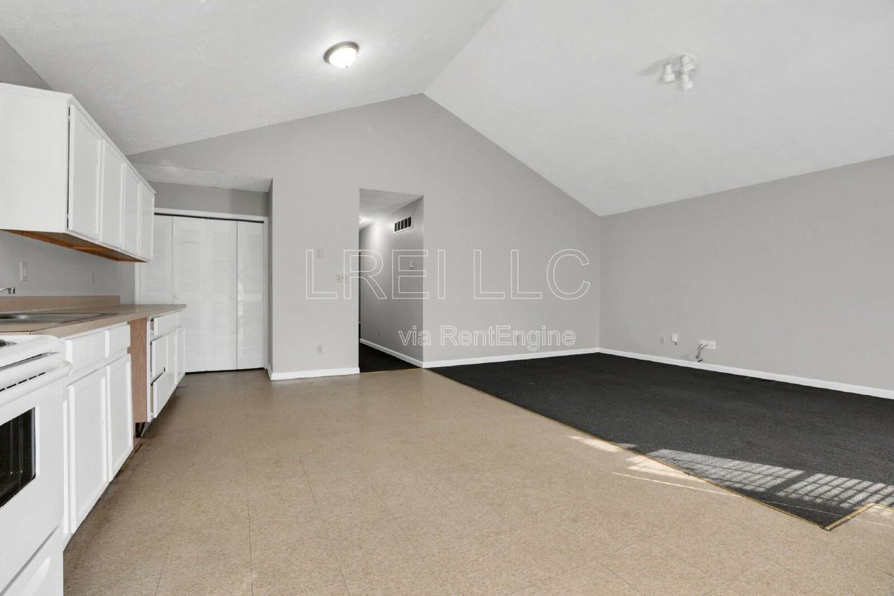 410 N 21st St - Photo 3 of 13