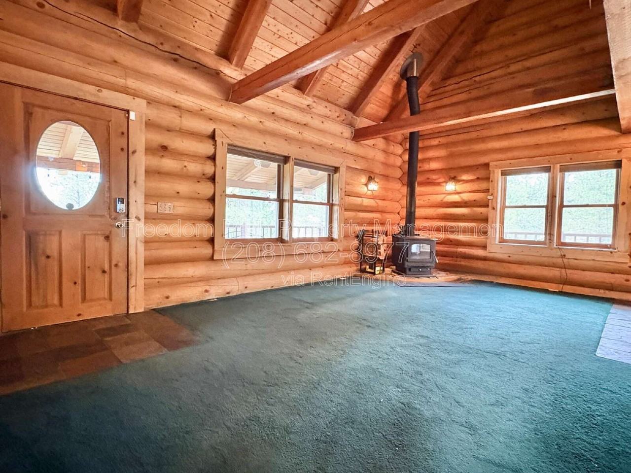 16204 W Riverview Dr - Photo 3 of 36