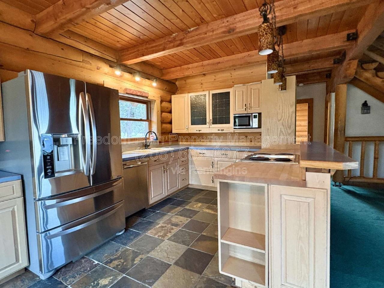 16204 W Riverview Dr - Photo 5 of 36