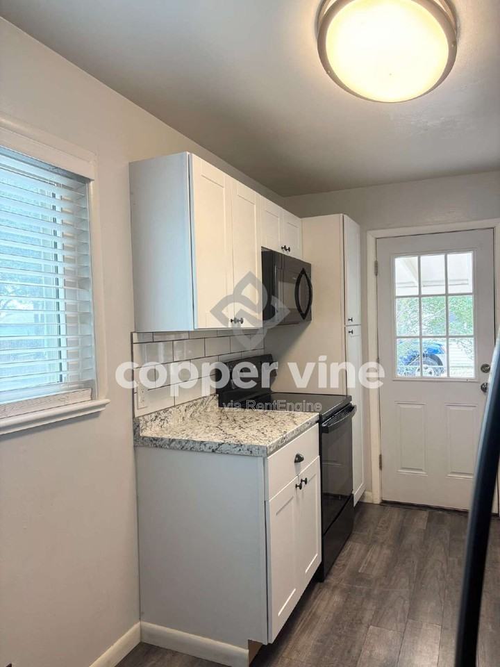 7115 Vrain St - Photo 7 of 17