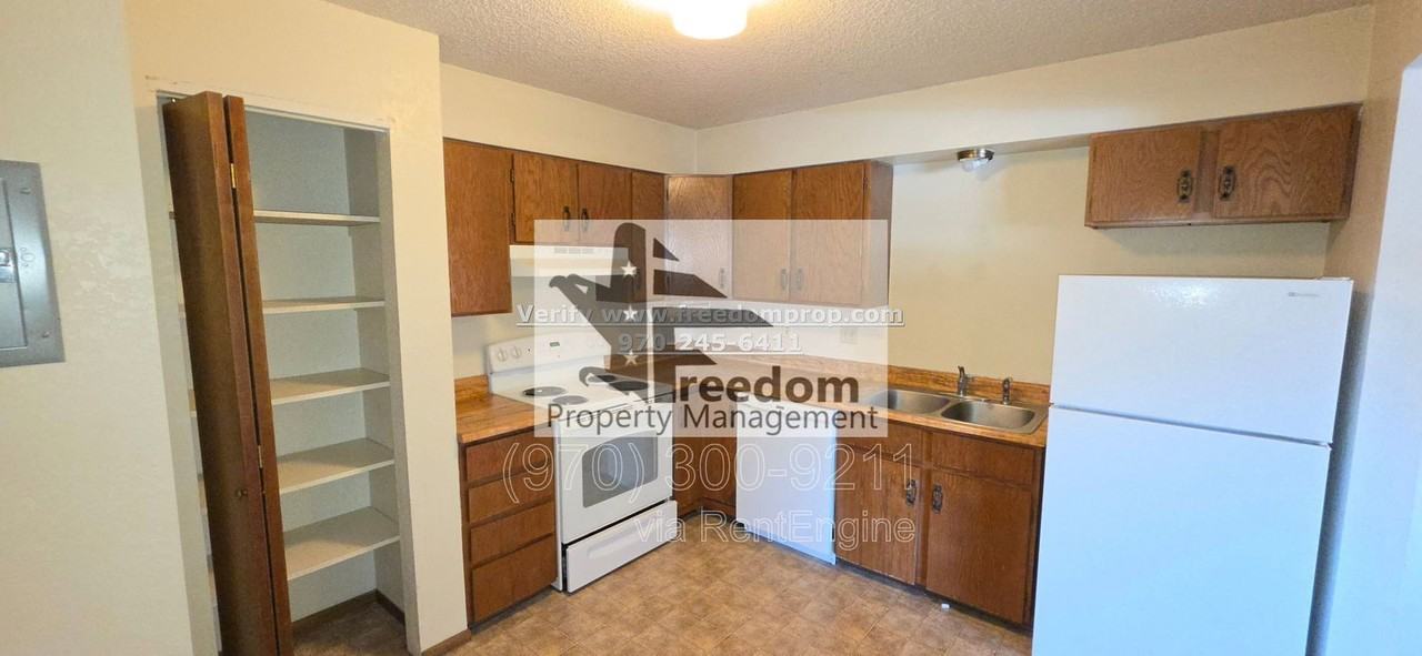 1281 Bookcliff Ave #8 - Photo 3 of 8