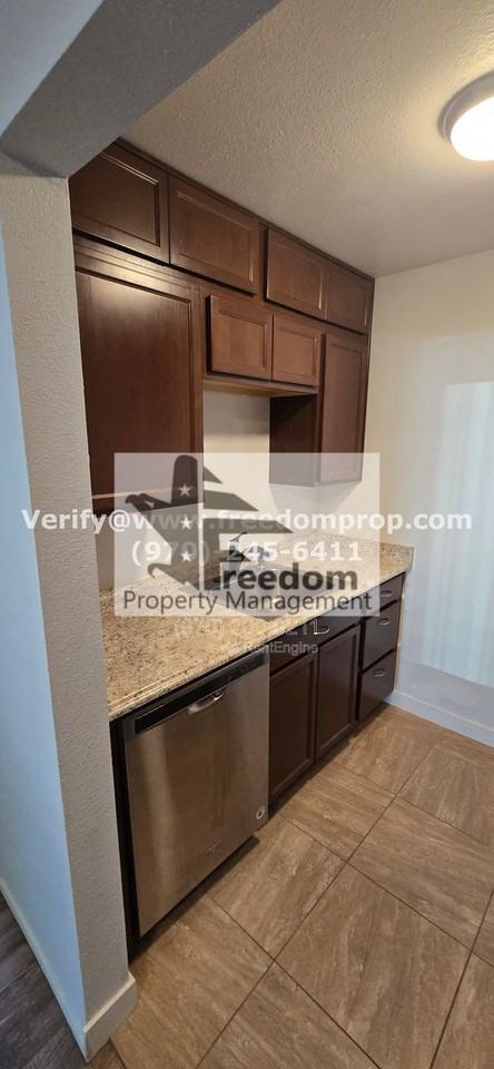 1300 N 21st St #111 - Photo 4 of 11