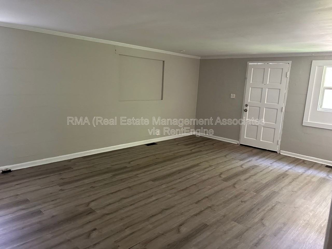 612 N 9th St - Photo 6 of 7