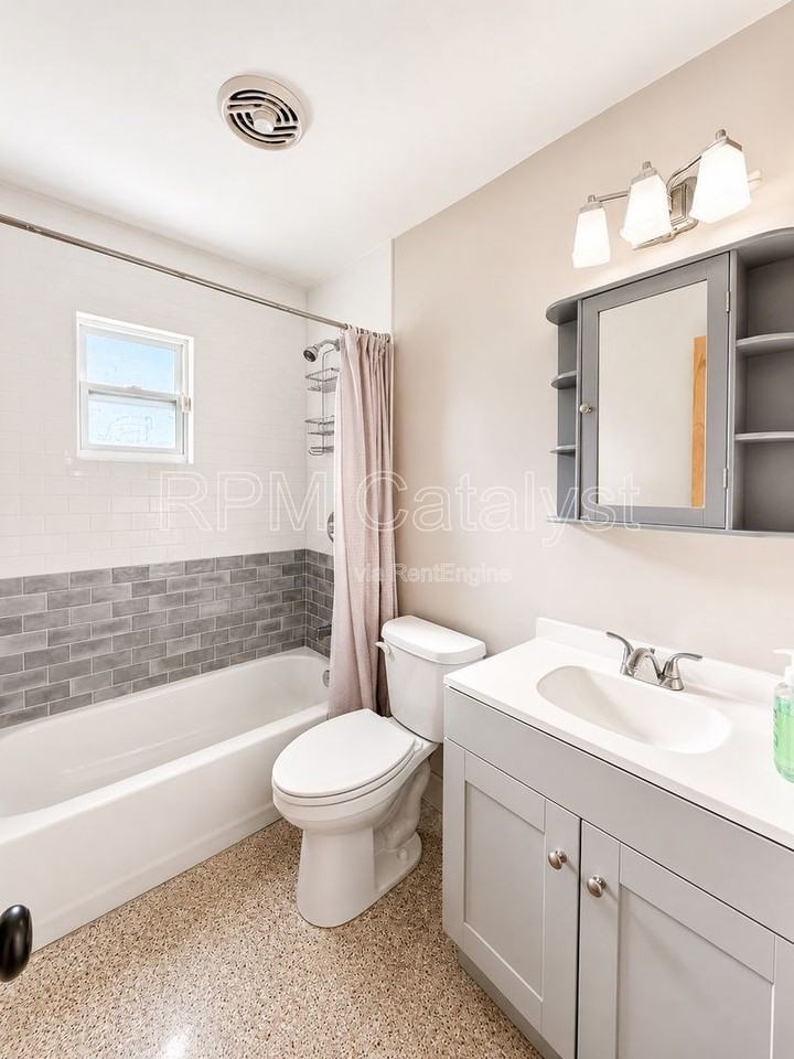 2806 46th St S - Photo 7 of 12