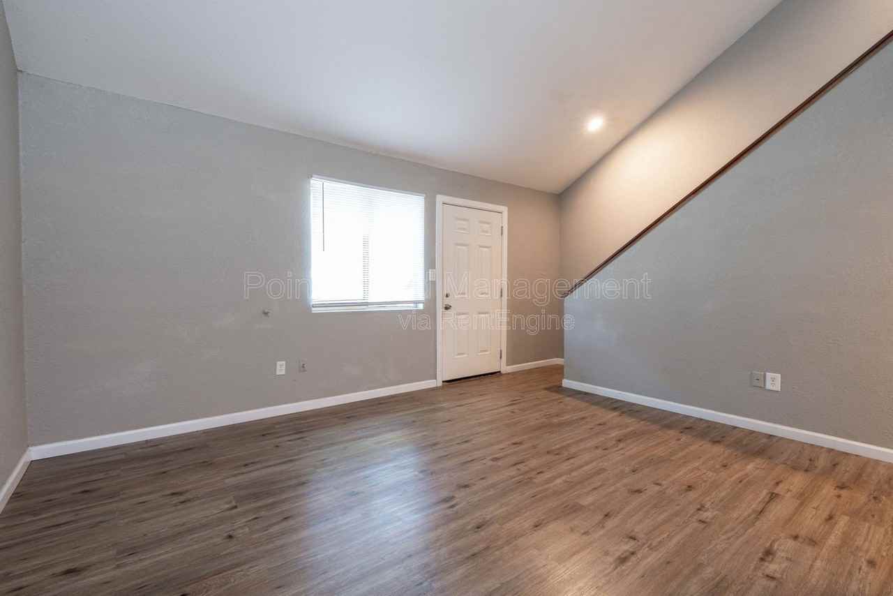 3037 Jackson North Avenue #2 - Photo 7 of 30