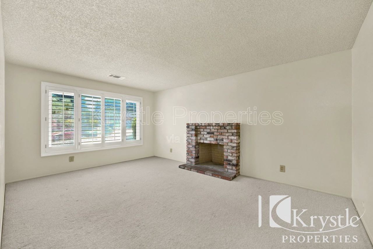 115 Daffodil Cir - Photo 5 of 26