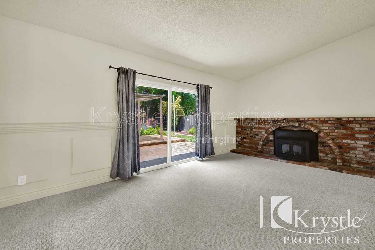 115 Daffodil Cir - Photo 6 of 26