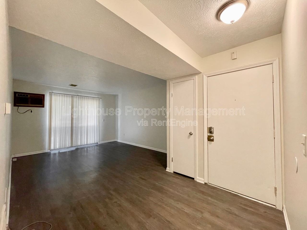 2972 Vineland Ave Se - Photo 5 of 24