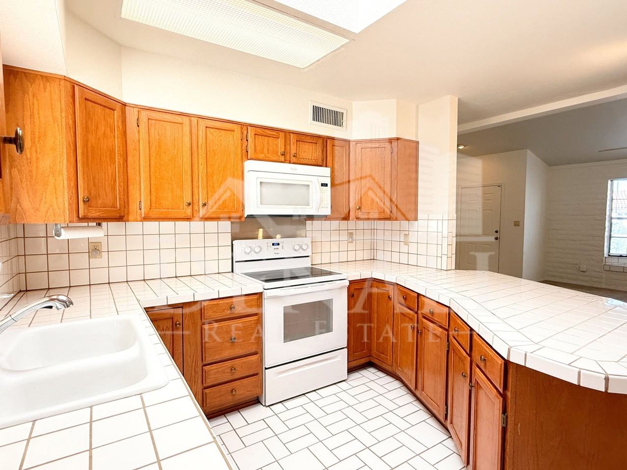 15076 N Escondido Dr #A - Photo 7 of 21