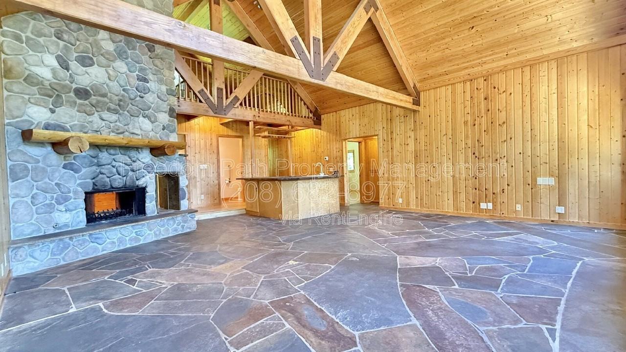 166 Wildwood Ln - Photo 4 of 50