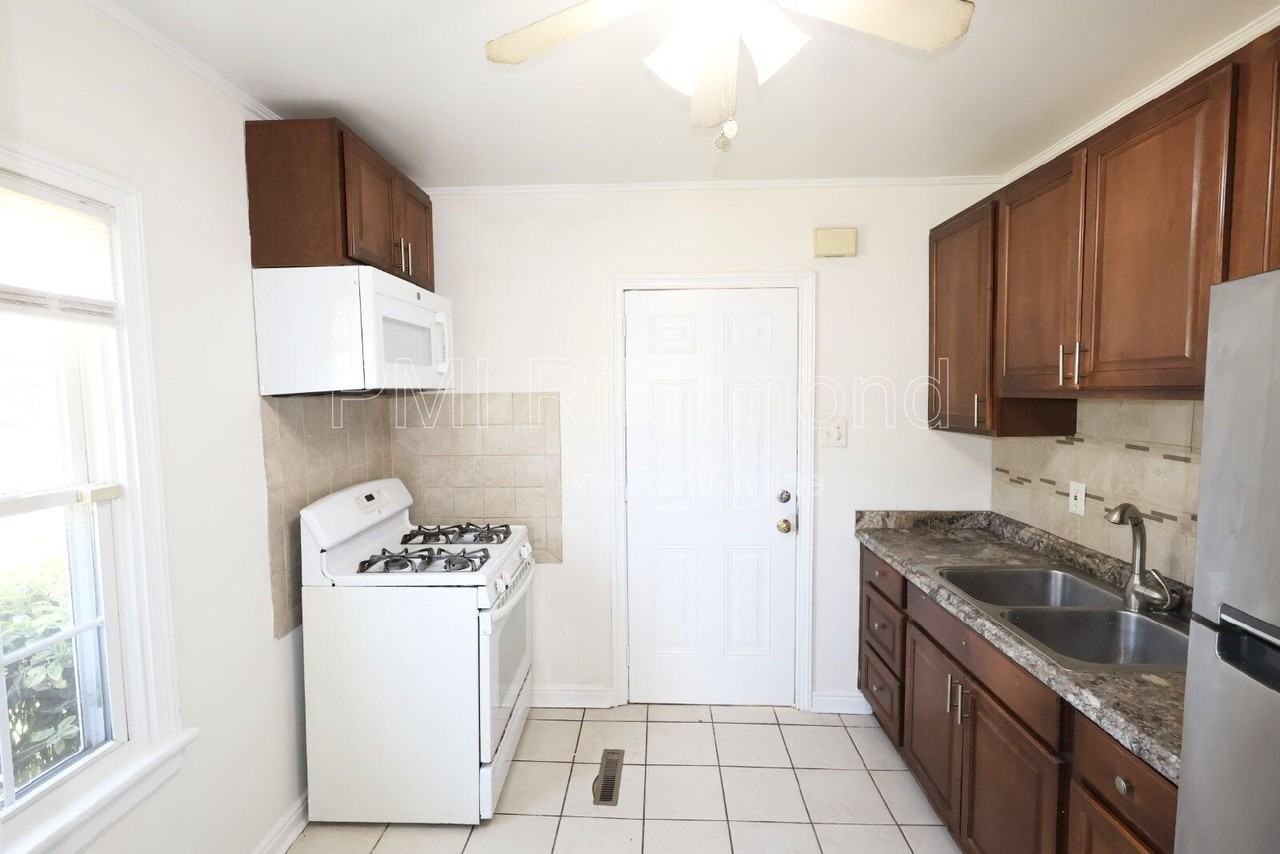 513 E Ladies Mile Rd - Photo 5 of 17