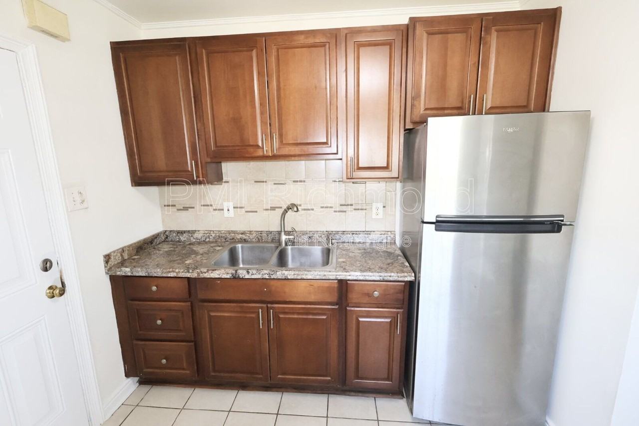 513 E Ladies Mile Rd - Photo 7 of 17